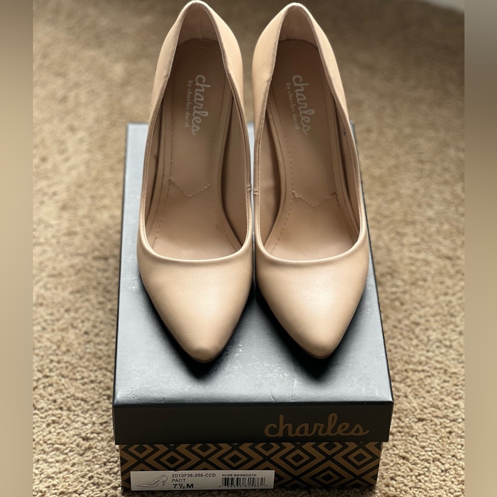 Charles by Charles David Nude Pumps “Pact” 7.5